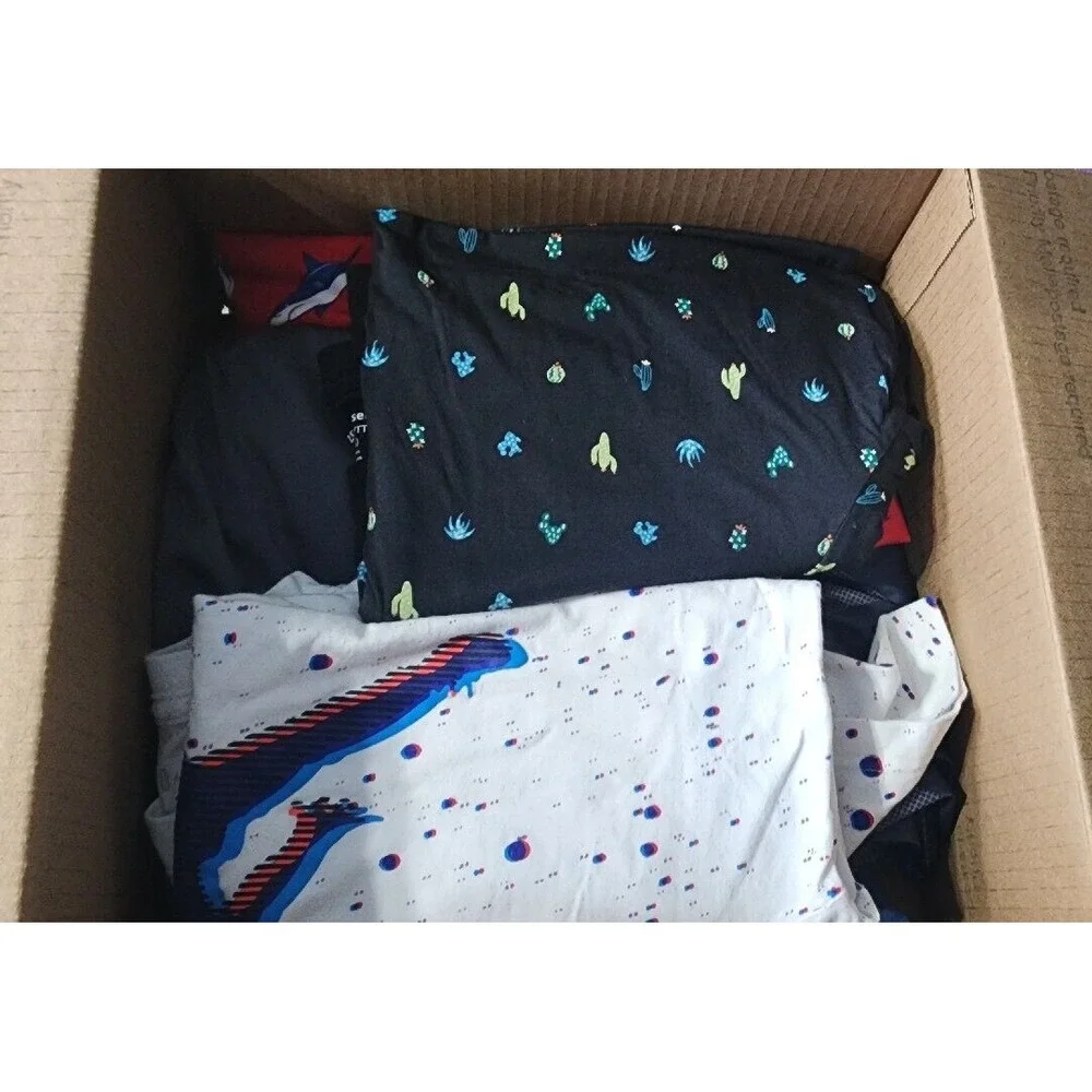 EUC Huge Lot  Of Boys Clothes 10 pieces ALLSEASON Boys Clothes Size 18-20 XL‎
